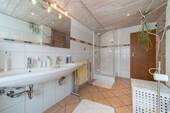 Bad Dachgeschoss - 