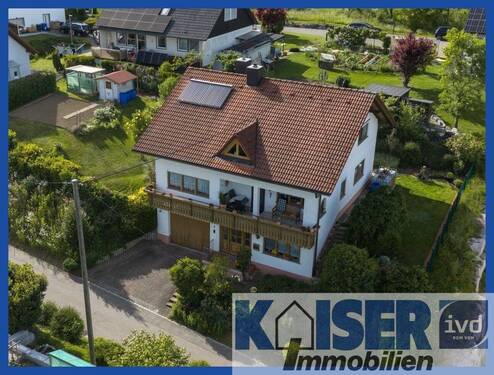 Ansicht - Familienfreundliches Einfamilienhaus mit großem Garten