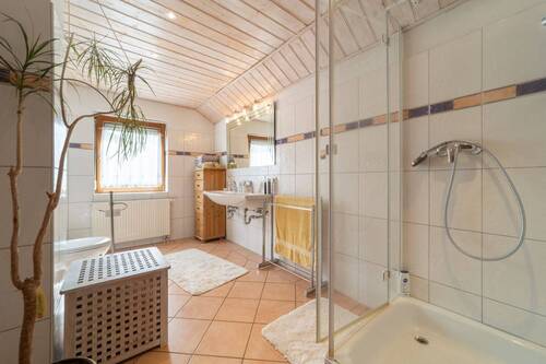 Bad Dachgeschoss - 