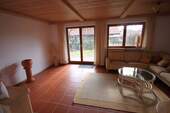 Wohnzimmer Bild 2 Haus Nr. 7.JPG - 