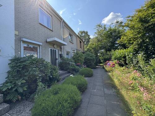 Ansicht vorne - 6 Zimmer Reihenmittelhaus zum Kaufen in Hamburg