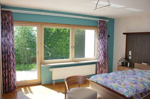 Schlafzimmer EG.JPG - 