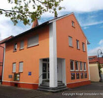 Saniertes Wohn- und Geschäftshaus in Adelsdorf Mitte