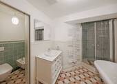 Badezimmer und Toilette - 