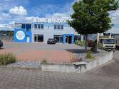 Fassade BM.jpg - Gewerbehalle mit Büroanteil u. separatem Nebengebäude