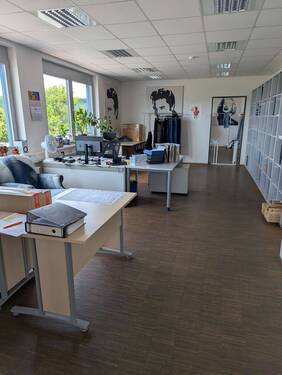 Büro 4.jpg - 