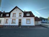 Frontansicht - 1 Zimmer Mehrfamilienhaus, Wohnhaus zum Kaufen in Reipoltskirchen
