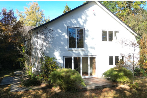 zzgl. Süd/West-Terrasse - 