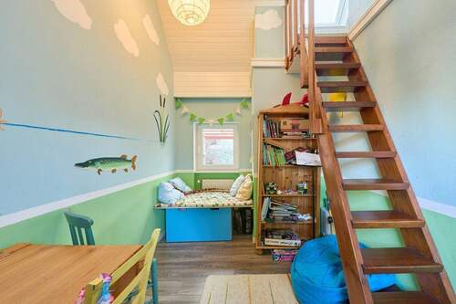 Kinderzimmer EG mit Kuschelecke - 