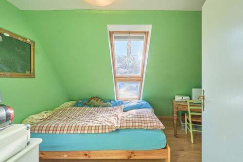 Teilansicht Schlafzimmer - 