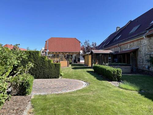 Blick aus dem Garten - 