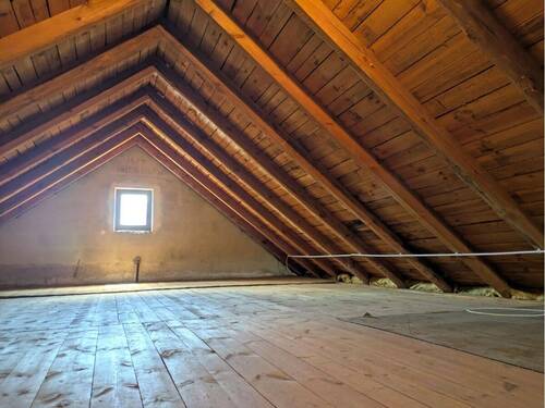 Spitzboden - 