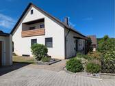 Eingangsseite - 8 Zimmer Mehrfamilienhaus, Wohnhaus in Hirschau
