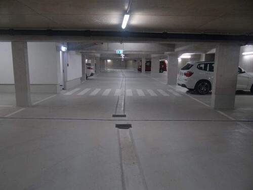 Tiefgarage - 