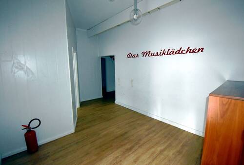 Eingangsbereich - 3 Zimmer Büro zur Miete in Uetersen