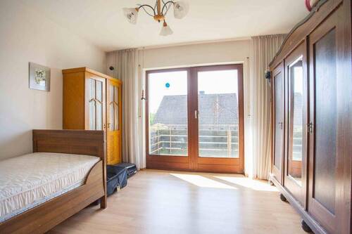 Zimmer im OG - Doppelhaushälfte mit 145,00 m&sup2; in Möhrendorf zum Kaufen