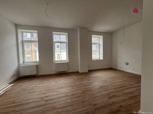 Bild 3 - 4 Zimmer Etagenwohnung in Wiesbaden