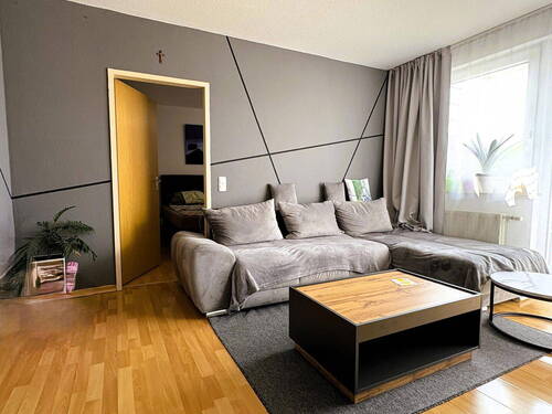 Wohnzimmer - 2 Zimmer Etagenwohnung in Mönchengladbach