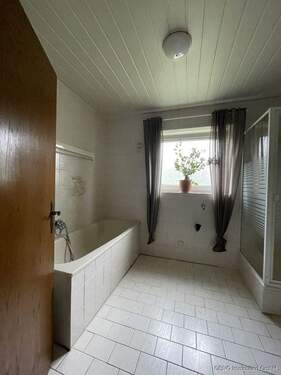 Bad EG - Einfamilienhaus mit 230,00 m² in Berne zum Kaufen