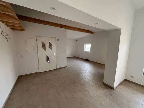 Bild3 - 4 Zimmer Mehrfamilienhaus, Wohnhaus in Heuchelheim