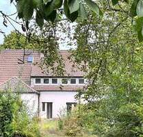 Doppelhaushälfte mit 5 Zi. + Garage auf weitläufigem Gartengrundstück in Dortmund Brackel - Dortmund / Brackel