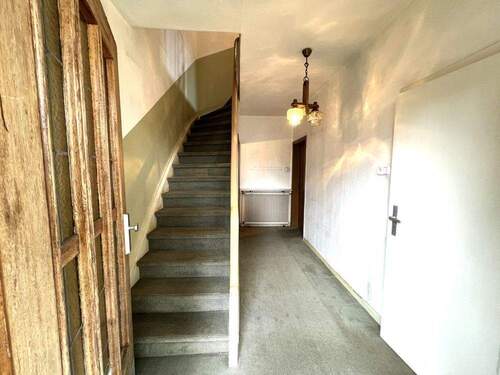 Hauseingang EG rechtes Haus - 5 Zimmer Doppelhaushälfte in Dortmund / Brackel