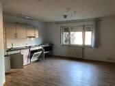 Wohn-/Esszimmer - 1 Zimmer Mehrfamilienhaus, Wohnhaus in Albstadt