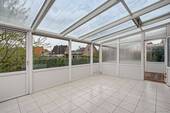 Wintergarten mit Zugang zum weiteren Bereich - 