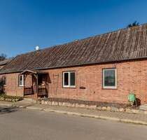 Sanierungsbedürftiges 1-2 Familienhaus in ruhiger Dorflage - Schnega / Leisten