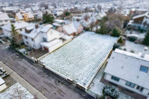 Grundstück digital geräumt (Visualisierung)t - Schönes Grundstück in ruhiger und gefragter Lage - Baugrund für großzügige DHH