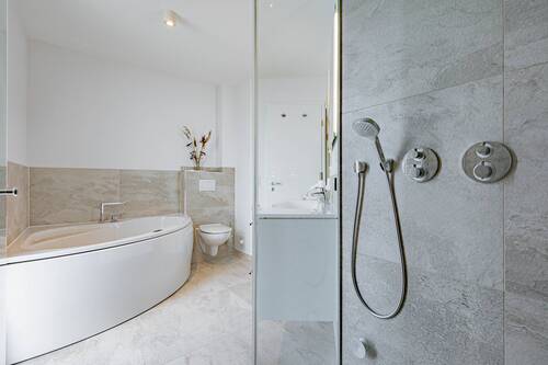 Vollbad mit Sauna - 
