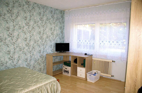 Schlafzimmer im Erdgeschoss - 