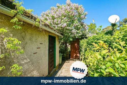 Schuppen 2. Grundstück - 