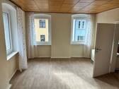 Zimmer - 4 Zimmer Etagenwohnung zur Miete in Gräfenthal