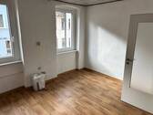 059612b2-9000-4e01-9980-bd8158f678b2.jpg - Etagenwohnung mit 82,00 m&sup2; in Gräfenthal zur Miete