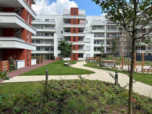 Innenhof 3 - 4 Zimmer Etagenwohnung zur Miete in Frankfurt am Main / Gallusviertel