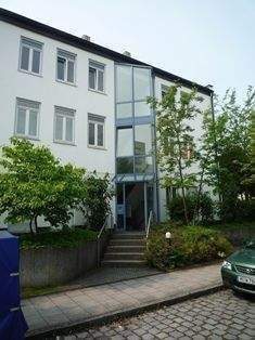 Hauseingang Ansicht - Etagenwohnung mit 58,00 m² in Garching bei München zur Miete