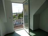 7f450e4b-4bef-4a59-a185-150dec3a1434-1040261735.jp - 