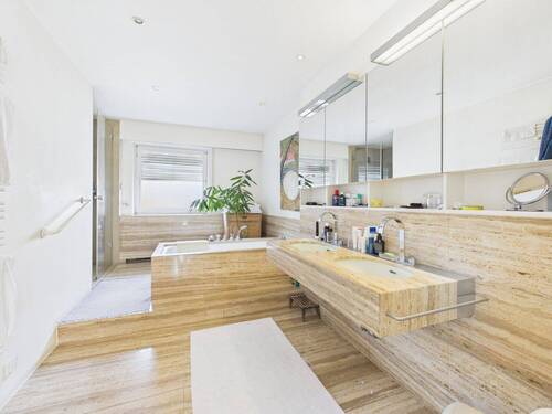 edles Natursteinbad - 