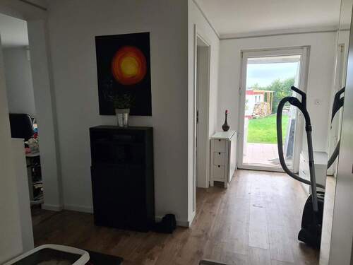 Garderobe unten - 