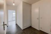 Diele - 2 Zimmer Etagenwohnung zur Miete in Witten
