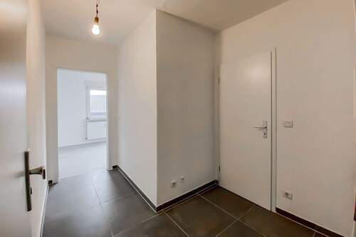 Diele - 2 Zimmer Etagenwohnung zur Miete in Witten