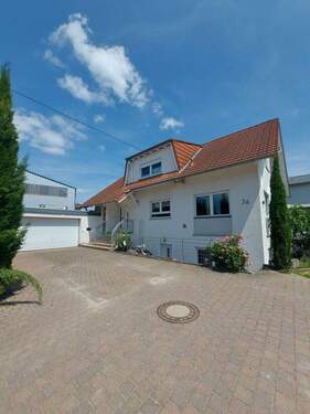 Bild 3 - 7 Zimmer Einfamilienhaus in Waldalgesheim