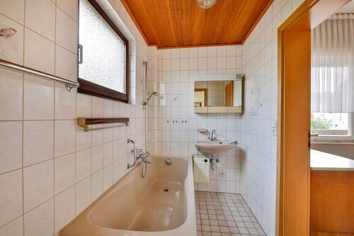 Badezimmer im EG - 