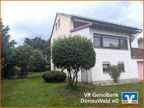 Freifläche zur Neugestaltung - 8 Zimmer Mehrfamilienhaus, Wohnhaus in Hengersberg