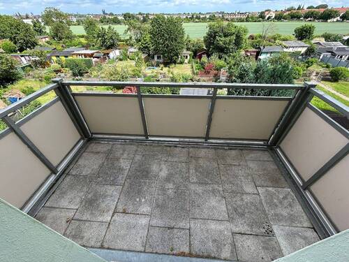 Balkon - 2 Zimmer Etagenwohnung zur Miete in Magdeburg