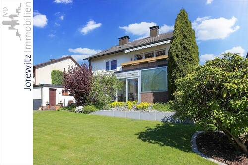 002 - Seitenansicht - 6 Zimmer Mehrfamilienhaus, Wohnhaus zum Kaufen in Bielefeld
