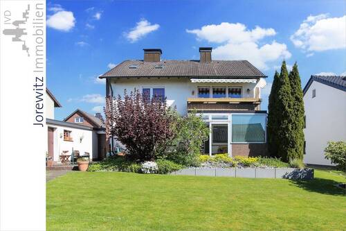 003 - Rückansicht - 6 Zimmer Mehrfamilienhaus, Wohnhaus in Bielefeld