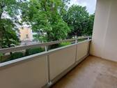 Balkonaussicht - 4 Zimmer Etagenwohnung zur Miete in Merseburg