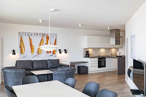 …und direktem Zugang zum offenen Wohnbereich - 4 Zimmer Etagenwohnung in Wendtorf